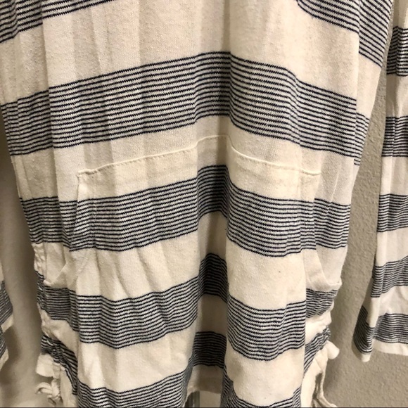 Roxy Hooded V-Neck White/Blue Striped Long Sleeve Kangeroo Pocket Sweater -Sz XL - Picture 5 of 9
